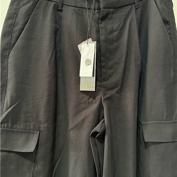 Truth woman’s size 12 Black dress pants - Picture 2 of 6